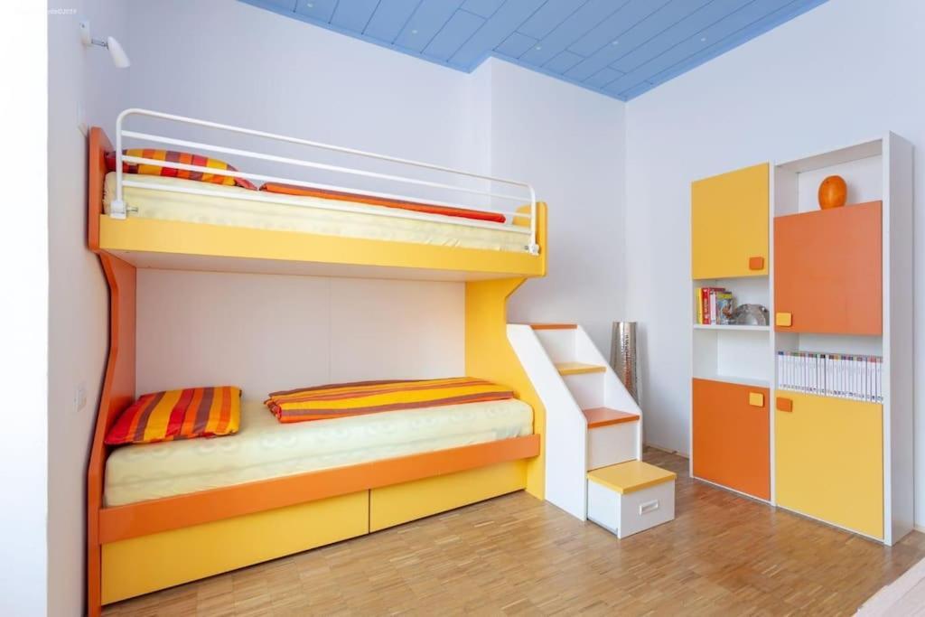 Victoria Apartment Bolzano Luaran gambar